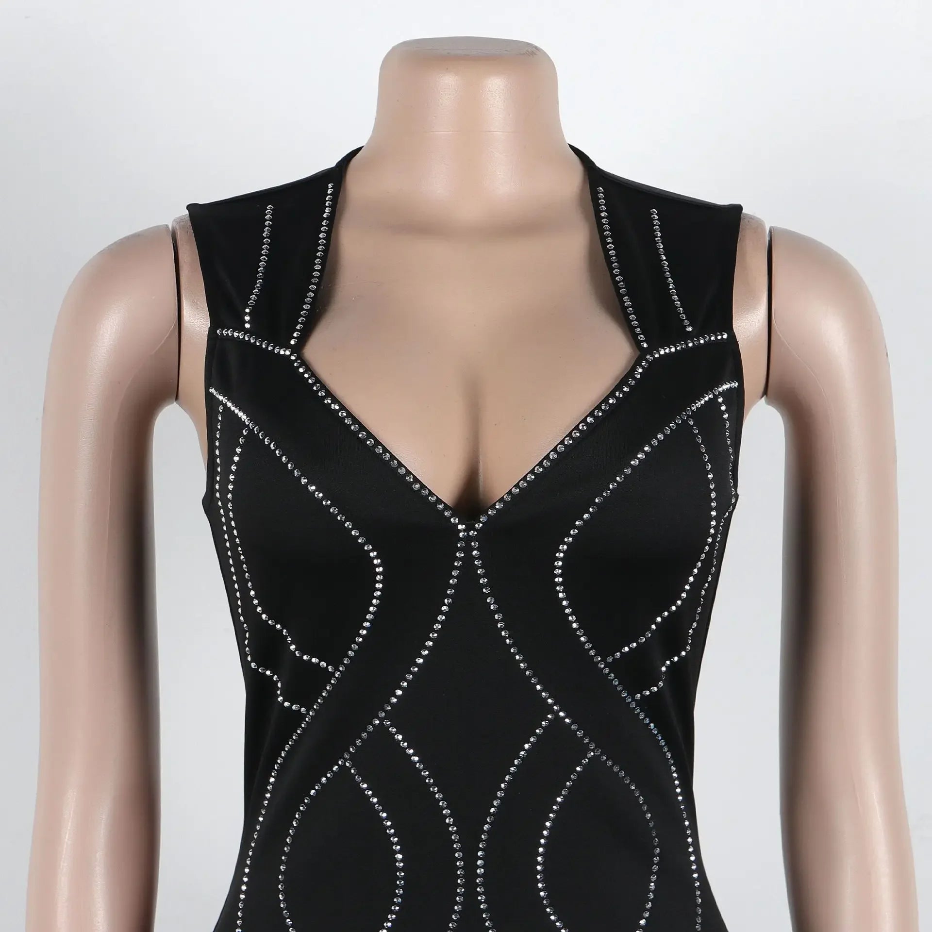CM.YAYA 2025 Spring Diamonds Hot Rhinestones Cross V-neck Women Sleeveless Long Dress Birthday Party Evening Prom Maxi Dresses - JN Fashion Fusion