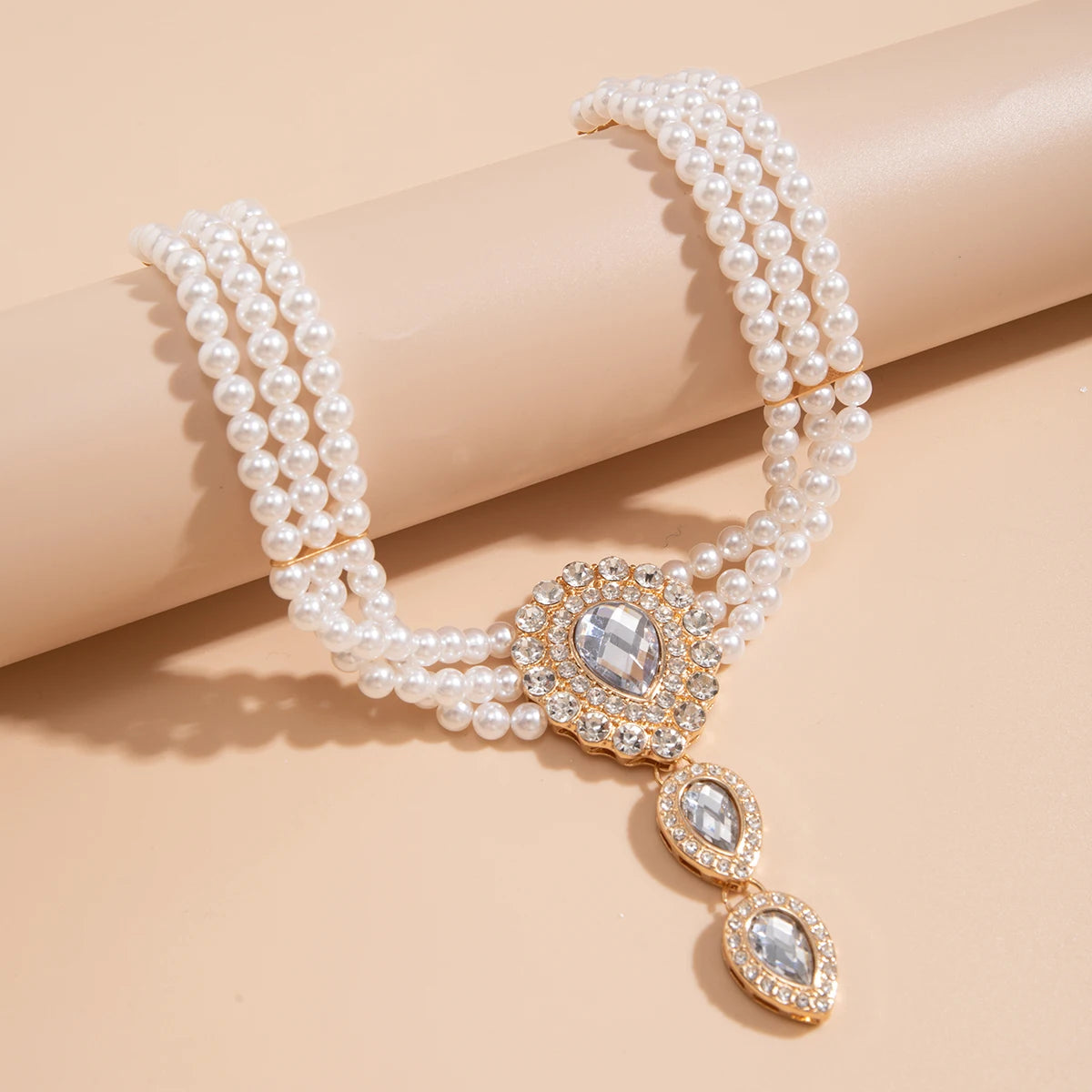 Imitation Pearl Beads & Green Crystal Choker Necklace for Women – Elegant Wedding Charm Collar Fashion Jewelry Accessories - JN Fashion Fusion