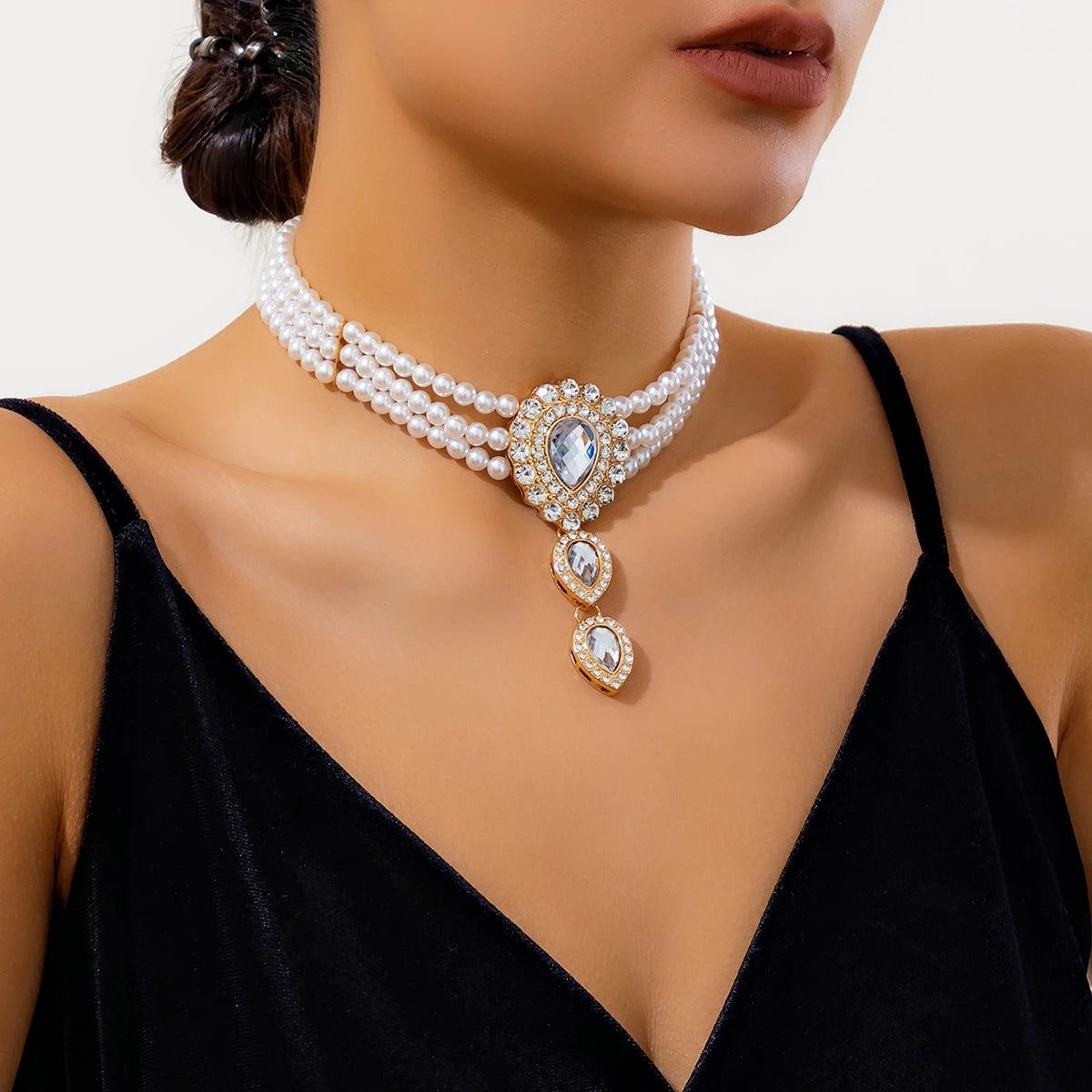 Imitation Pearl Beads & Green Crystal Choker Necklace for Women – Elegant Wedding Charm Collar Fashion Jewelry Accessories - JN Fashion Fusion