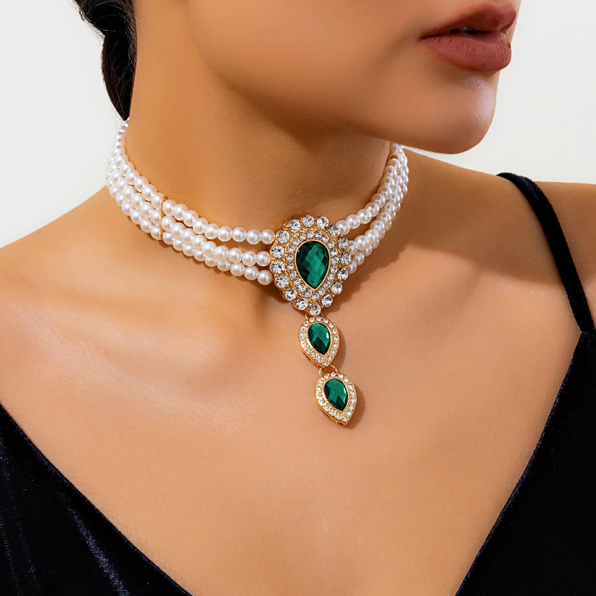Imitation Pearl Beads & Green Crystal Choker Necklace for Women – Elegant Wedding Charm Collar Fashion Jewelry Accessories - JN Fashion Fusion