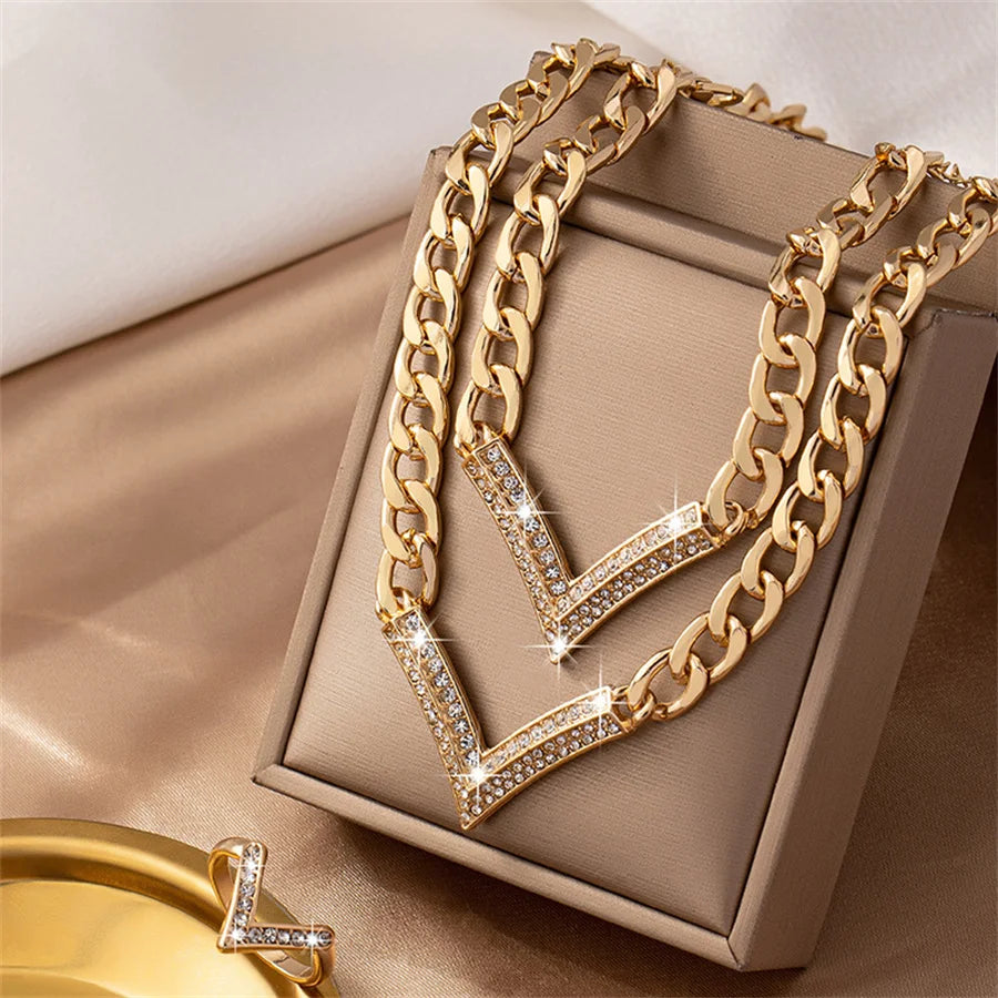 Fashion Brand V Letter Pendant Necklace for Women - Stainless Steel Luxury Jewelry, Elegant Women's Necklace - JN Fashion Fusion