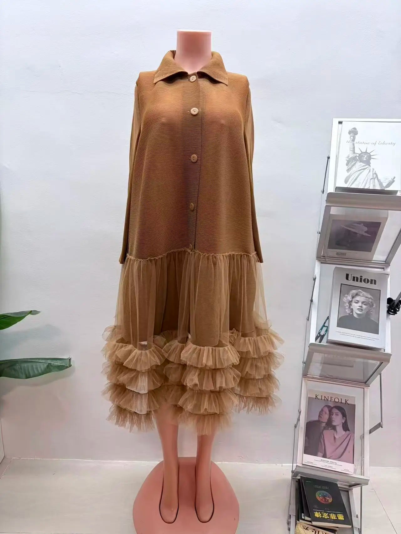 2026 Autumn Retro Solid Color Miyake New Design Sense Solid Color Casual Loose Dress Pleated Fashion Long Women's Clothing - JN Fashion Fusion