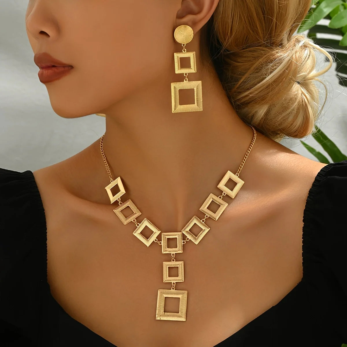 Lxalry 14K Gold Geometric Set, Electroplated Necklace & Earrings, Hypoallergenic 316L, Gift For Everyday Chic To Evening Glamour - JN Fashion Fusion