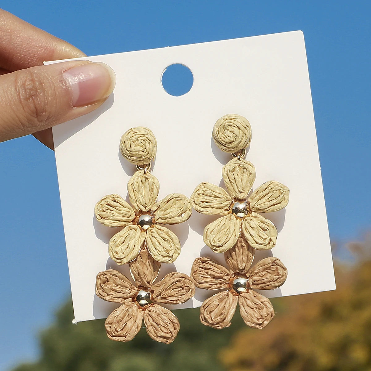 Bohemia Sweet Colorful Raffia Layered Flower Earrings for Women Girls Summer Handmade Rattan Knit Drop Earrings Holiday Jewelry