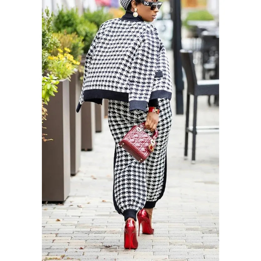 Elegant women’s 2-piece coat set by JN Fashion Fusion featuring geometric print long sleeve V coat and matching long pants.