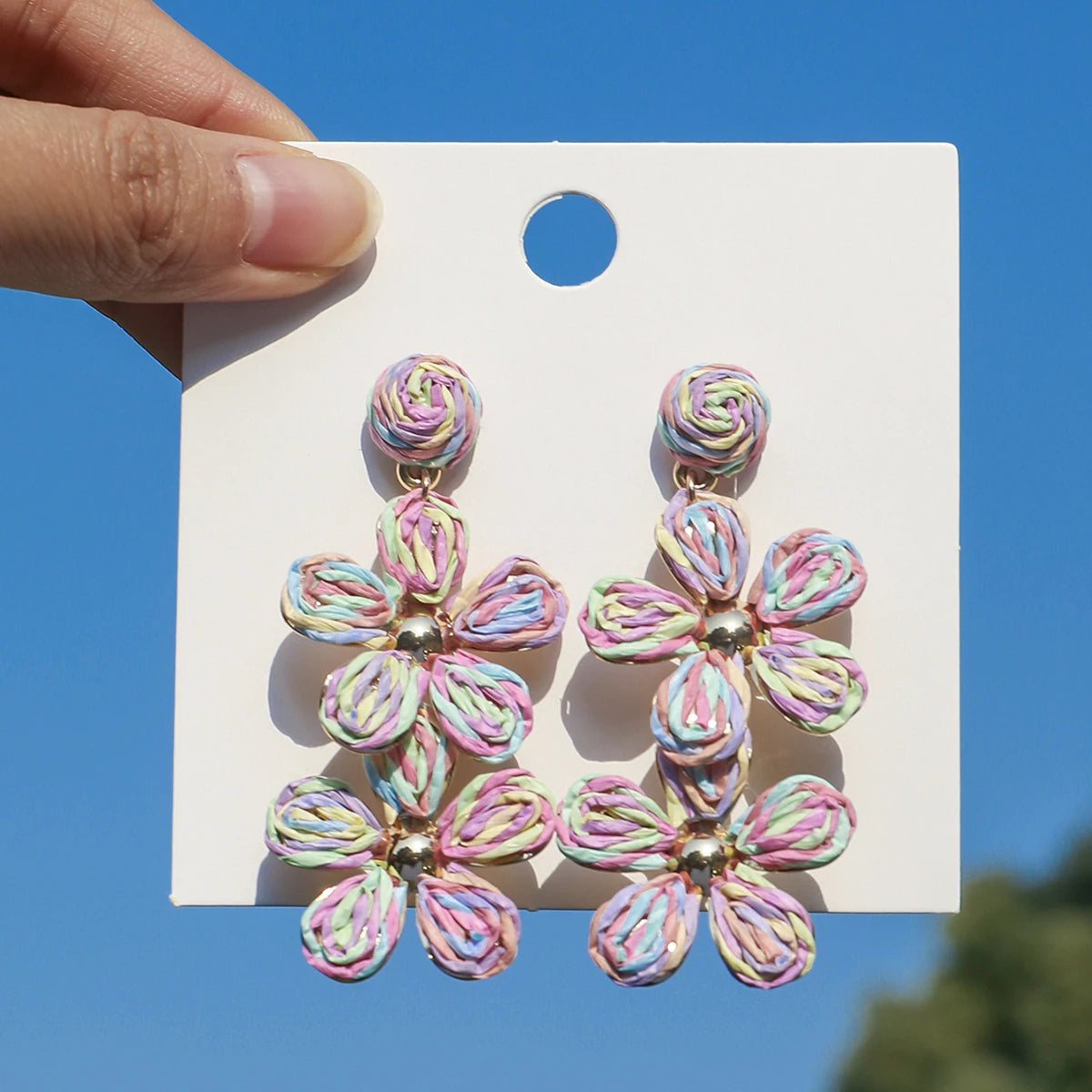 Bohemia Sweet Colorful Raffia Layered Flower Earrings for Women Girls Summer Handmade Rattan Knit Drop Earrings Holiday Jewelry