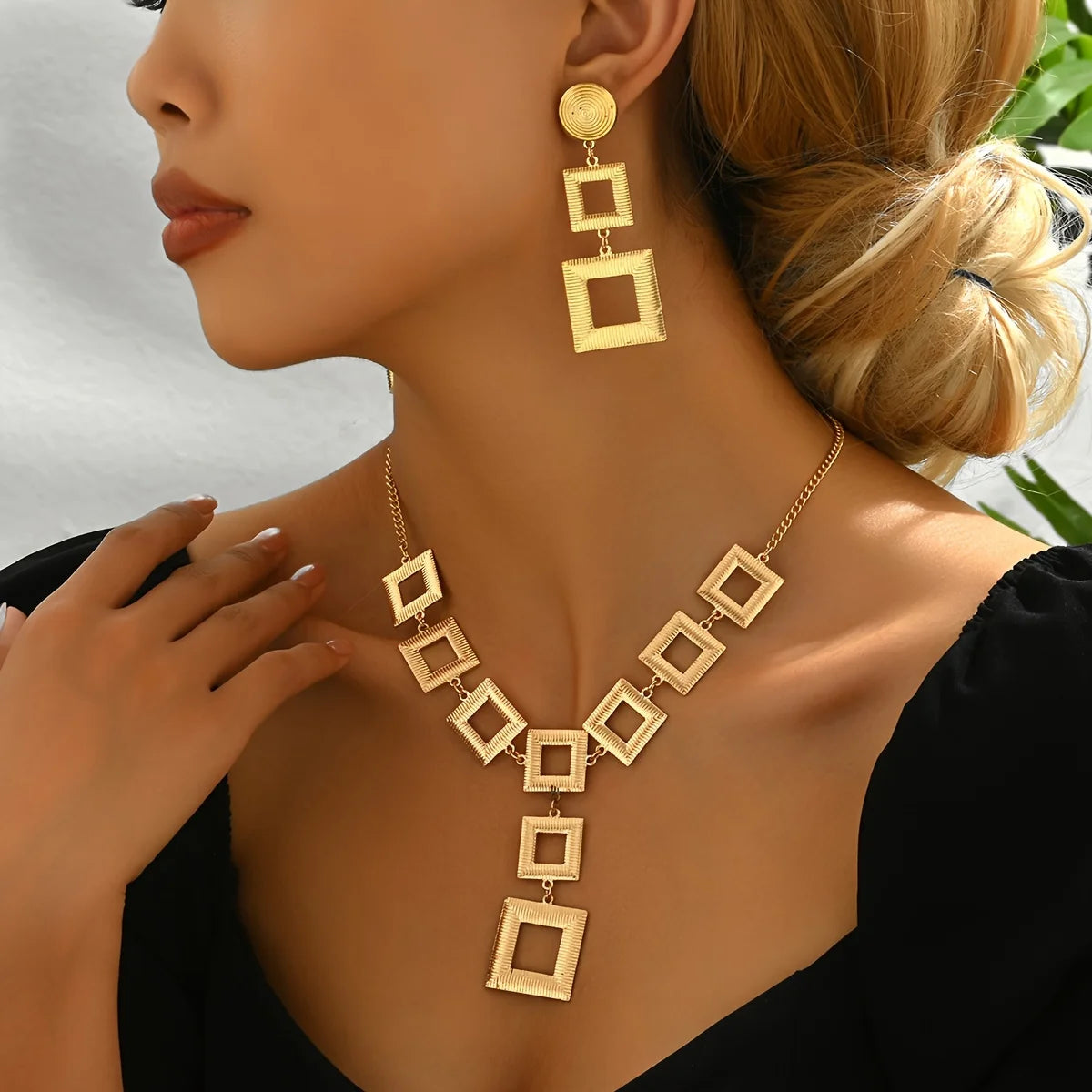 Lxalry 14K Gold Geometric Set, Electroplated Necklace & Earrings, Hypoallergenic 316L, Gift For Everyday Chic To Evening Glamour - JN Fashion Fusion